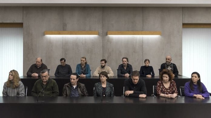 I dodici giurati - serie televisiva su Netflix su un caso di cronaca nera e il sistema giudiziario - blog Il Biondino della Spider Rossa - Maurizio Corte - Agenzia Corte&Media