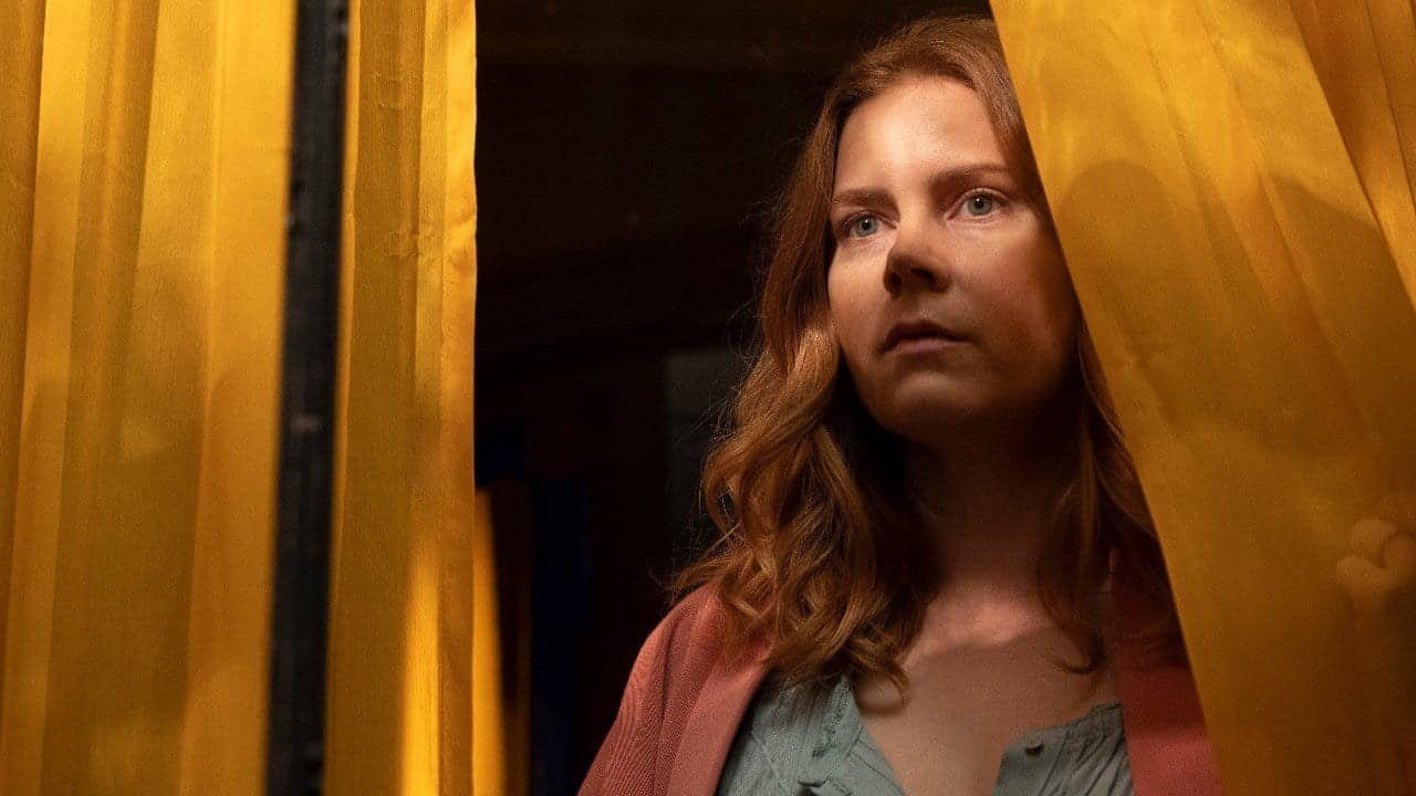 La donna alla finestra - recensione - film thriller psicologico - magazine Il Biondino della Spider Rossa - ProsMedia - Agenzia Corte&Media - Maurizio Corte - protagonista Anna Fox - protagonista