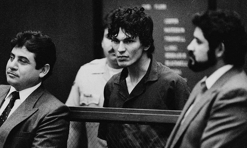 The Night Stalker, serie tv serial killer Richard Ramirez - magazine ilbiondino.org - ProsMedia - Agenzia Corte&Media