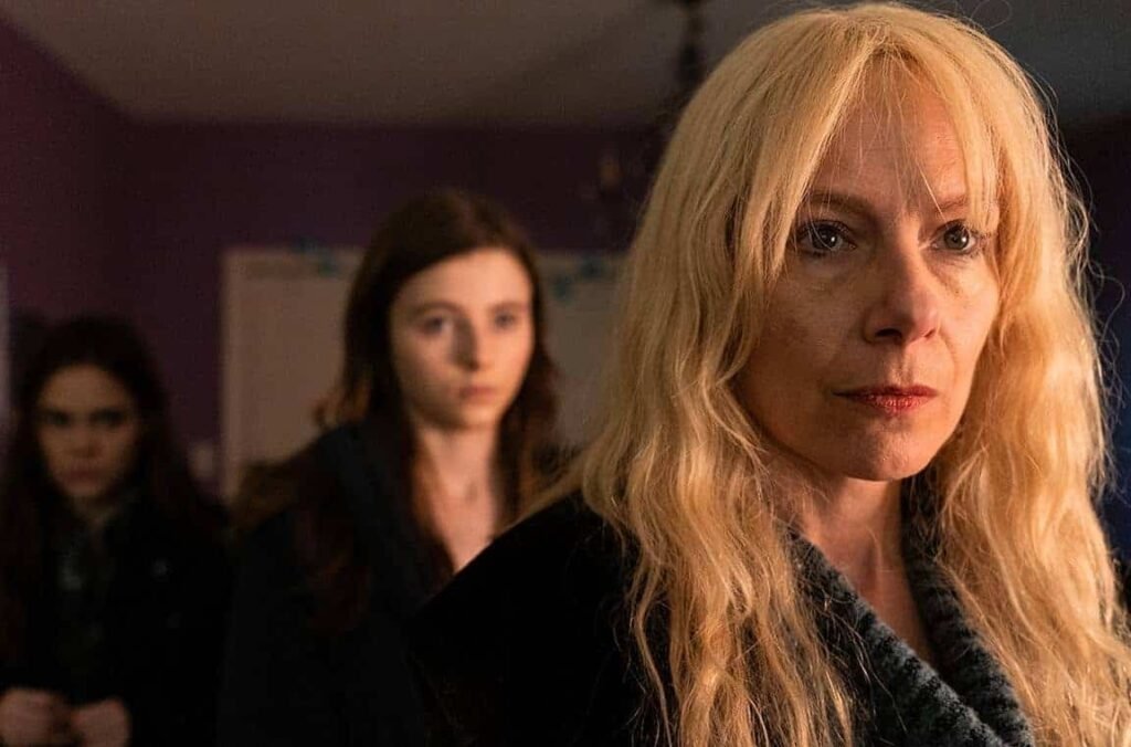 Lost-girls - film thriller - scena del film con Mari Gilbert - magazine ilbiondino.org - ProsMedia - Agenzia Corte&Media---