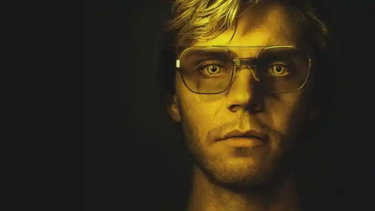 Serie tv Dahmer – Mostro la storia di Jeffrey Dahmer - true crime story - Agenzia Corte&Media