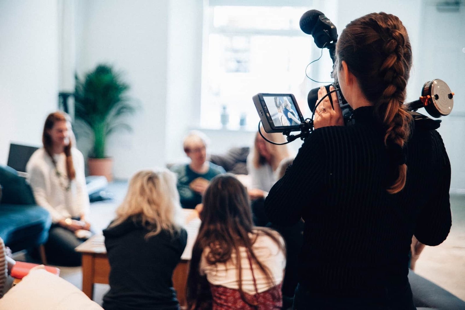 Crimine, Giustizia, Media - Logica dei Media - Photo Vanilla-Bear-Films-JEwNQerg3Hs-Unsplash