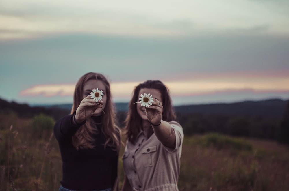 Femminicidio - Violenza sulle Donne - Photo Sam-McNamara-p0ZvBVpW3KY-Unsplash