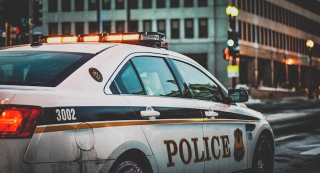Sicurezza, crimine, media - Photo Matt-Popovich-7mqsZsE6FaU-Unsplash