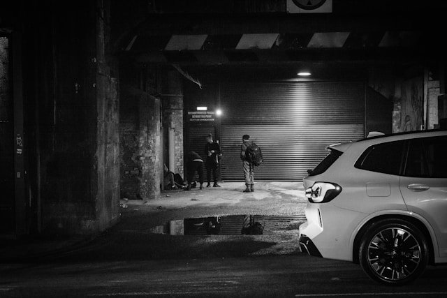Panico Morale - Media - Folk Devils - Sicurezza - Delinquenza - Manipolazione - Media Education - Richard-Horne-8opiq8a8Wso-Unsplash